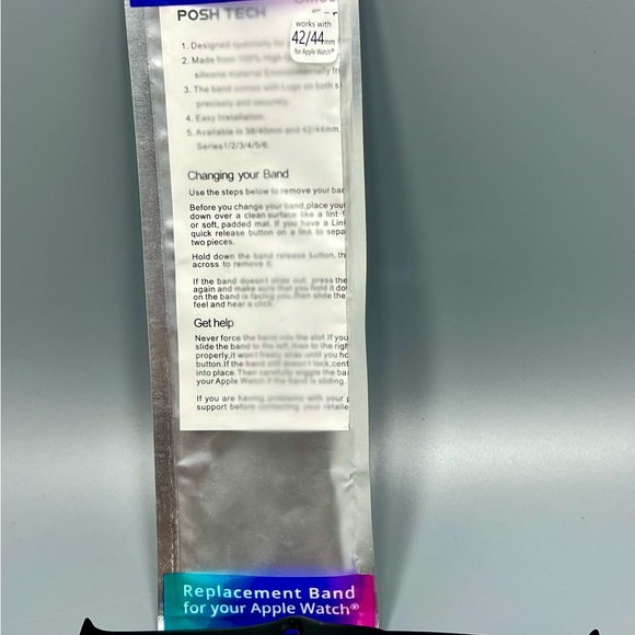 Posh Tech Leopard Print Silicone Replacement Apple Watch Strap 42/44MM - Picture 2 of 3